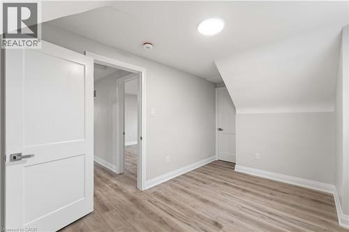 124 Mcelroy Road E Unit# 2, Hamilton, ON - Indoor Photo Showing Other Room