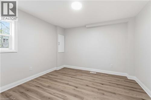 124 Mcelroy Road E Unit# 1, Hamilton, ON - Indoor Photo Showing Other Room