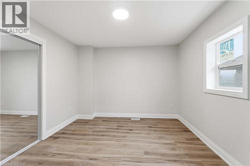 124 Mcelroy Road E Unit# 1, Hamilton, ON - Indoor Photo Showing Other Room