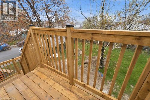 124 Mcelroy Road E Unit# 1, Hamilton, ON - Outdoor