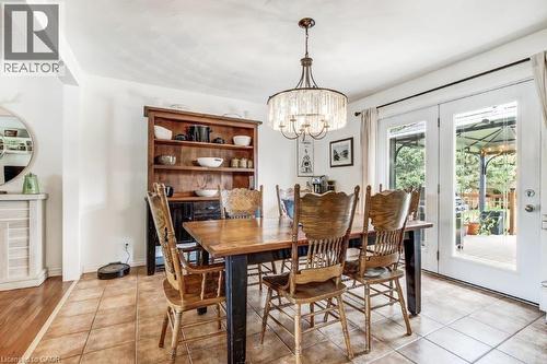 4 Donjon Boulevard, Port Dover, ON - Indoor Photo Showing Dining Room