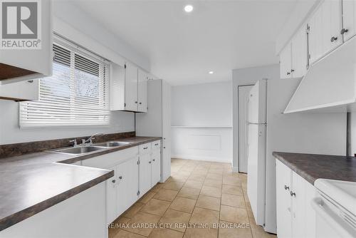 82 Linwell Road, St. Catharines (Lakeport), ON - Indoor Photo Showing Kitchen With Double Sink
