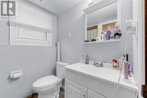 82 Linwell Road, St. Catharines (Lakeport), ON - Indoor Photo Showing Bathroom