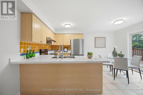 21 Upper Highlands Drive, Brampton, ON - Indoor