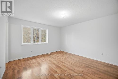 21 Upper Highlands Drive, Brampton, ON - Indoor Photo Showing Other Room