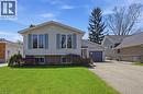 13 Fallingbrook Drive, Fonthill, ON  - Outdoor 