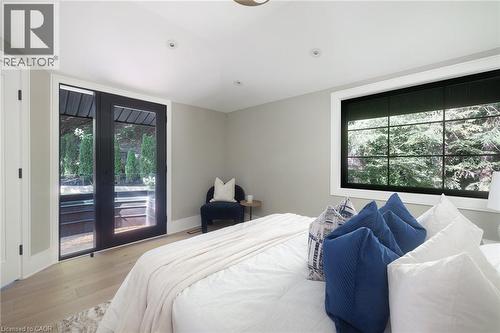 52 Roxborough Drive, Toronto, ON - Indoor Photo Showing Bedroom
