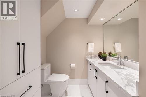 52 Roxborough Drive, Toronto, ON - Indoor Photo Showing Bathroom