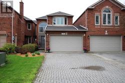 2062 BRAYS LANE  Oakville (Ga Glen Abbey), ON L6M 2S7