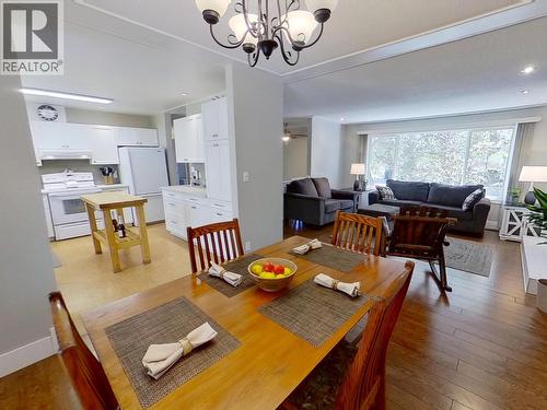 1375 Lewis Drive, Quesnel, BC - Indoor Photo Showing Dining Room