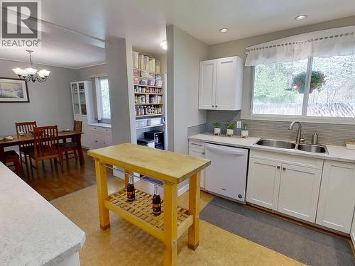 1375 Lewis Drive, Quesnel, BC - Indoor