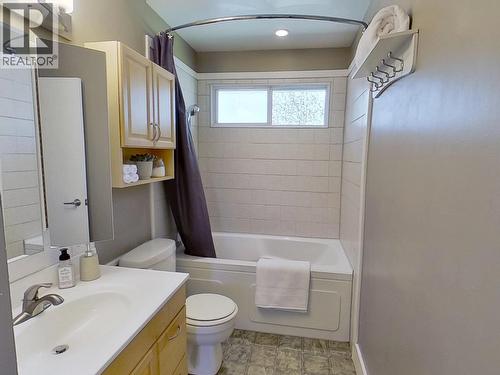 1375 Lewis Drive, Quesnel, BC - Indoor Photo Showing Bathroom