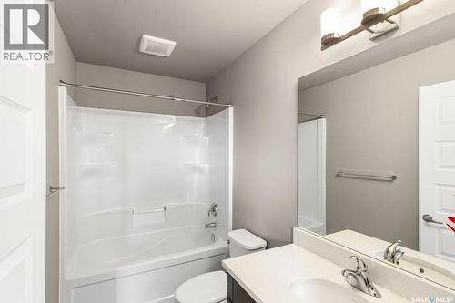 37 510 Kloppenburg Crescent, Saskatoon, SK - Indoor Photo Showing Bathroom