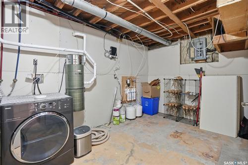 1630 1St Avenue N, Regina, SK - Indoor Photo Showing Laundry Room