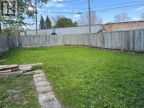 1650 Moy, Windsor, ON - Outdoor