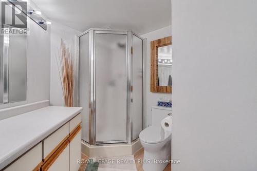 603 - 8 Christopher Court, Guelph, ON - Indoor Photo Showing Bathroom