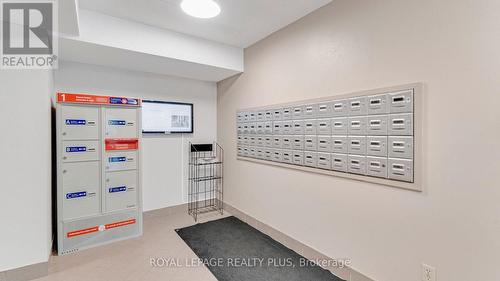 603 - 8 Christopher Court, Guelph, ON - Indoor Photo Showing Other Room