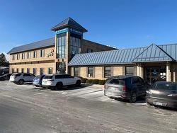 102-3063 WALKER Road  Windsor, ON N8W 3R4