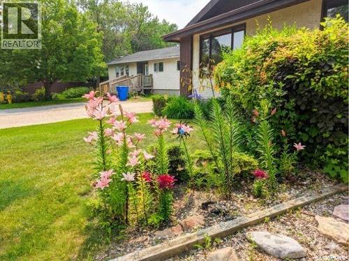 2835 More Crescent E, Regina, SK - Outdoor