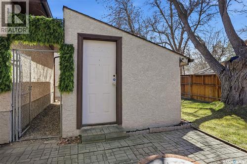 2835 More Crescent E, Regina, SK - Outdoor