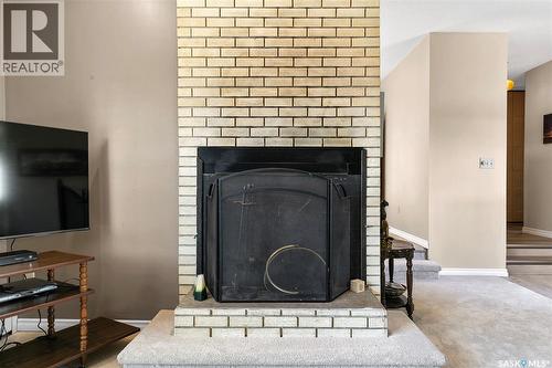 116 Stuart Street, Cupar, SK - Indoor Photo Showing Living Room With Fireplace