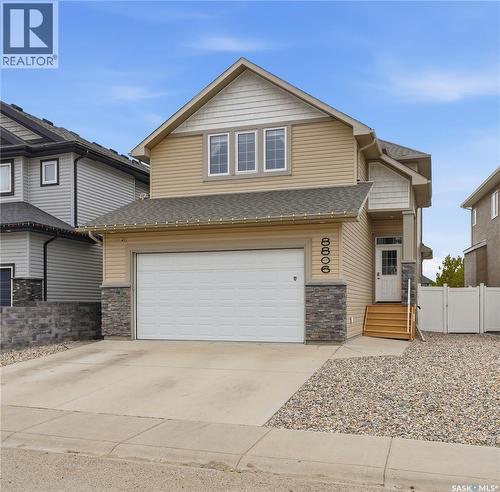 8806 Barootes Way, Regina, SK - Outdoor