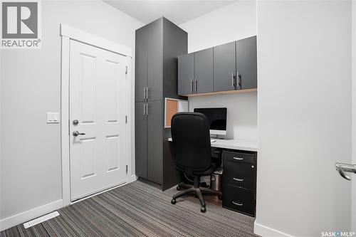 8806 Barootes Way, Regina, SK - Indoor Photo Showing Office