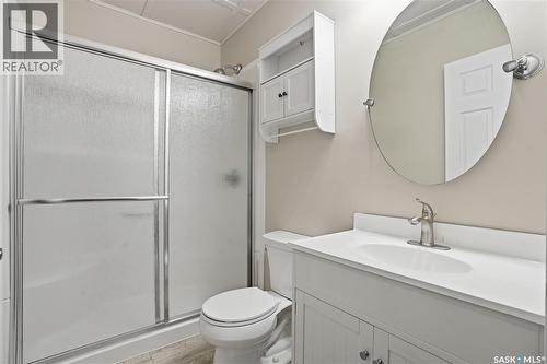 8806 Barootes Way, Regina, SK - Indoor Photo Showing Bathroom