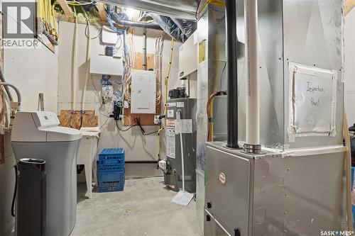 8806 Barootes Way, Regina, SK - Indoor Photo Showing Basement