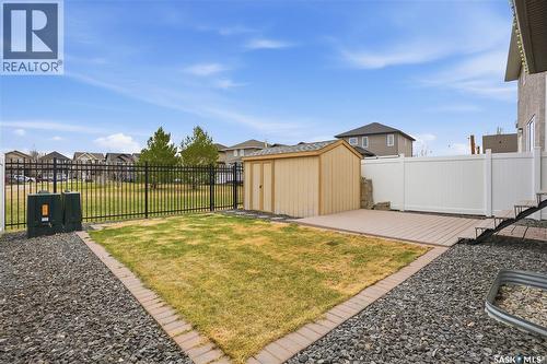 8806 Barootes Way, Regina, SK - Outdoor