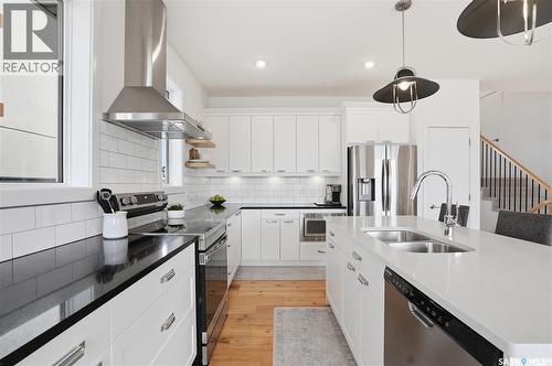 330 Hamm Way, Saskatoon, SK - Indoor Photo Showing Kitchen With Stainless Steel Kitchen With Double Sink With Upgraded Kitchen