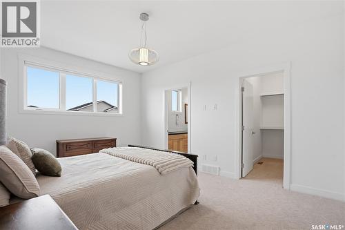 330 Hamm Way, Saskatoon, SK - Indoor Photo Showing Bedroom