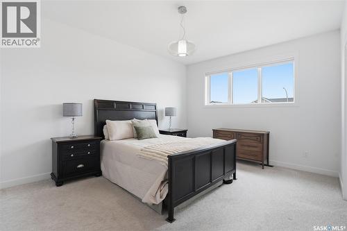 330 Hamm Way, Saskatoon, SK - Indoor Photo Showing Bedroom