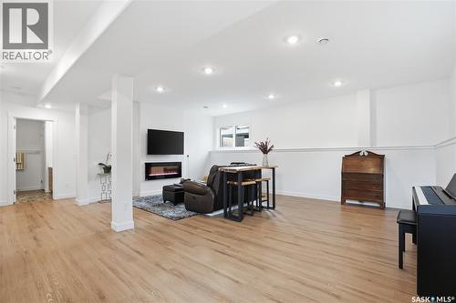 330 Hamm Way, Saskatoon, SK - Indoor