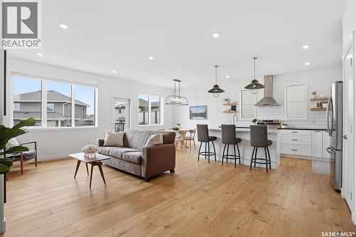 330 Hamm Way, Saskatoon, SK - Indoor