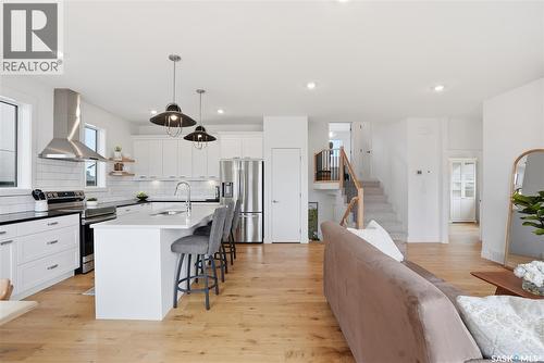 330 Hamm Way, Saskatoon, SK - Indoor Photo Showing Kitchen With Upgraded Kitchen
