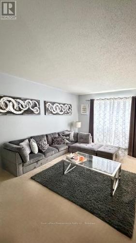 44 Corbett Street, Cambridge, ON - Indoor