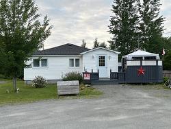 1 Ponds Lane Benton, NL A0G 1C0