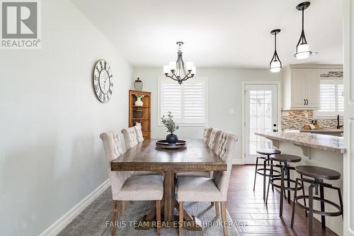 201 Christopher Street, Clearview, ON - Indoor Photo Showing Dining Room