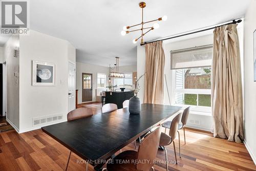2122 Saunders Avenue, Ottawa, ON - Indoor Photo Showing Dining Room