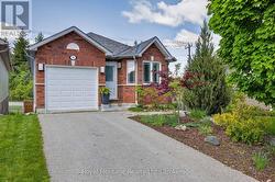 26 STONEBRIDGE COURT Peterborough (Otonabee Ward 1), ON K9K 2N5