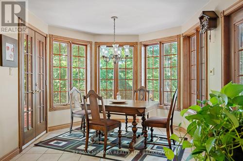 3908 Carolynn Court, Lincoln (Lincoln-Jordan/Vineland), ON - Indoor Photo Showing Dining Room