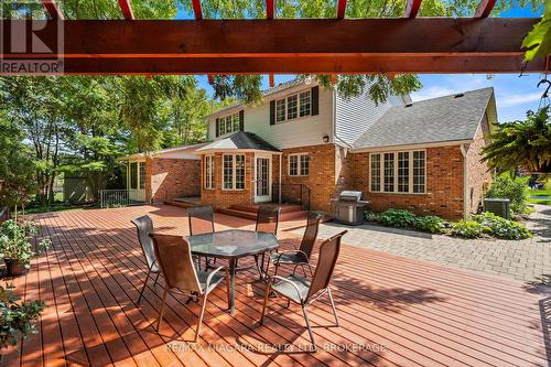 3908 Carolynn Court, Lincoln (Lincoln-Jordan/Vineland), ON - Outdoor With Deck Patio Veranda