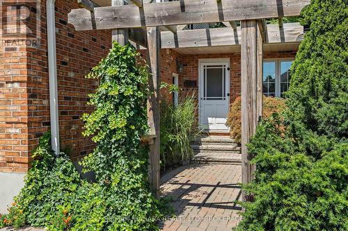 3908 Carolynn Court, Lincoln (Lincoln-Jordan/Vineland), ON - Outdoor