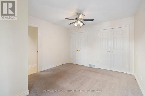 3908 Carolynn Court, Lincoln (Lincoln-Jordan/Vineland), ON - Indoor Photo Showing Other Room