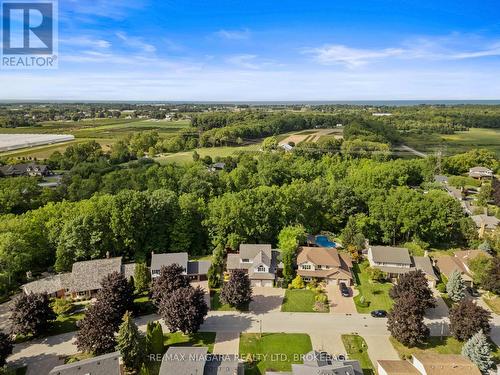 3908 Carolynn Court, Lincoln (Lincoln-Jordan/Vineland), ON - Outdoor With View