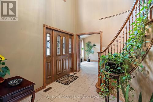 3908 Carolynn Court, Lincoln (Lincoln-Jordan/Vineland), ON - Indoor Photo Showing Other Room