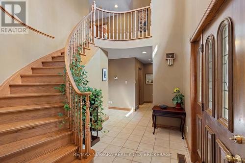3908 Carolynn Court, Lincoln (Lincoln-Jordan/Vineland), ON - Indoor Photo Showing Other Room