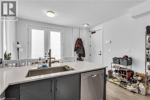 99 Roger Street Unit# 43, Waterloo, ON - Indoor Photo Showing Kitchen