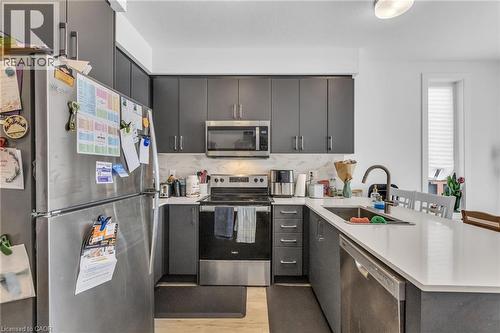 99 Roger Street Unit# 43, Waterloo, ON - Indoor Photo Showing Kitchen